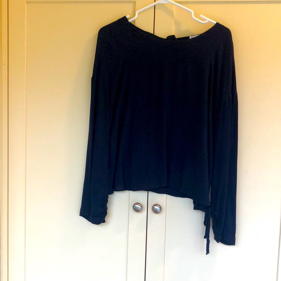 Frame Denim Boho Bow and Tie Up Bell Sleeve Top - Picture 2 of 8